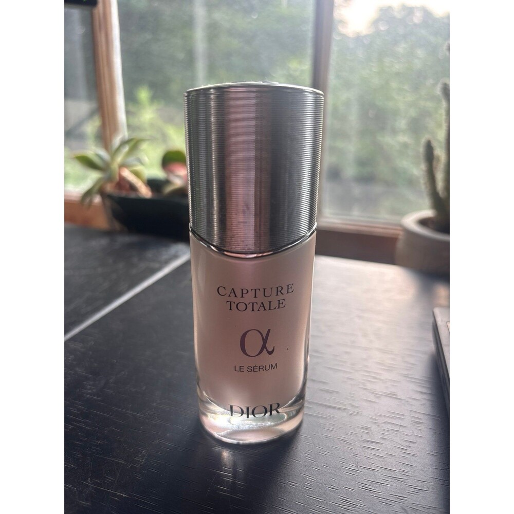 New Dior Capture Totale LE SERUM 30ml 1oz Med. Size.